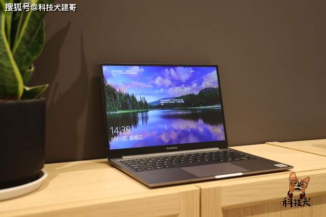 智能家居环境监测系统_智能家居镜_身临其境的智能家居体验